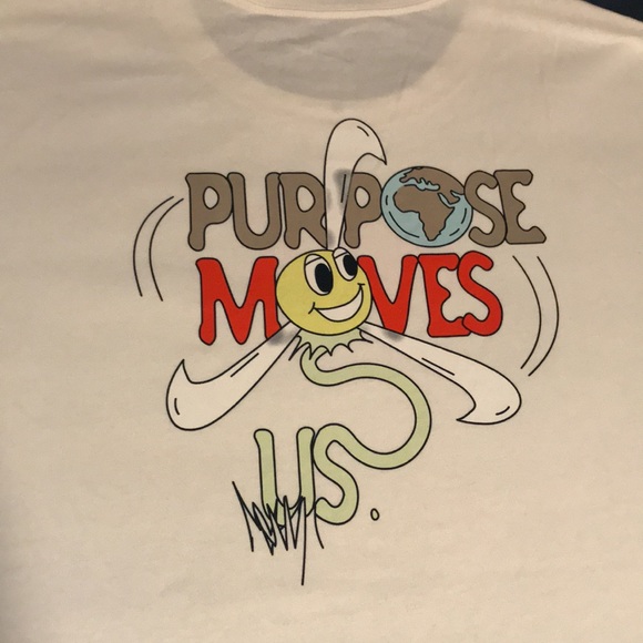 Nike Purpose Moves Us T-shirt - Picture 6 of 10